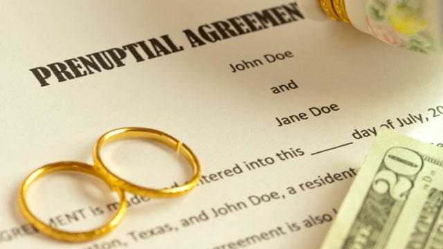 Prenuptial agreements – 4 ways an attorney can help you