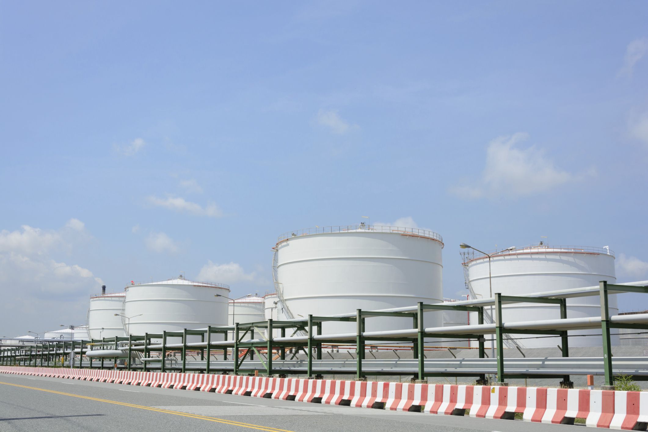 Know How Petroleum Wholesale Is Moving At Its Faster Pace In The US