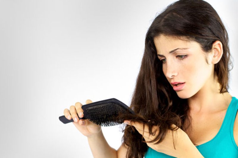 5 Reasons For Female Hair Loss and How To Treat It