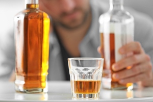 The 8 Warning Signs Of Alcohol Abuse That You Should Never Ignore!