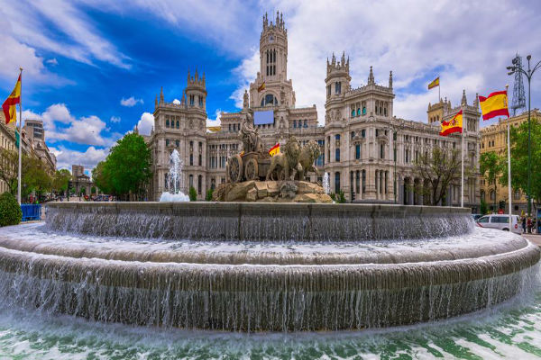 Plan A Romantic Espanol Getaway: Honeymoon In Spain