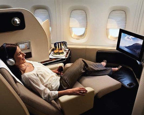 How To Upgrade To First Class Airfare On Business Trips